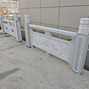 青海芝麻白河道栏杆 石材栏杆