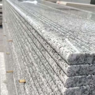 青海芝麻白楼梯踏步 花岗岩楼梯板材