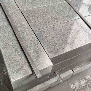 青海芝麻灰 芝麻白 路牙石 路侧石 马路牙子