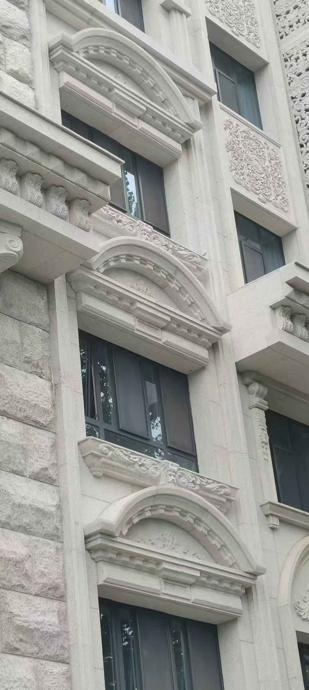 青海芝麻白异形 石材异形定制