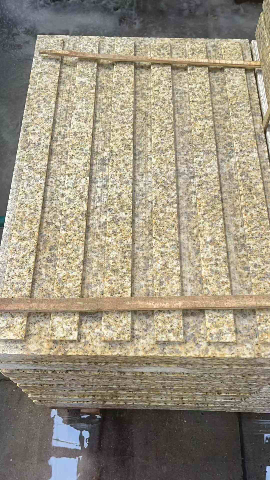 青海黄金麻盲道 石材盲道