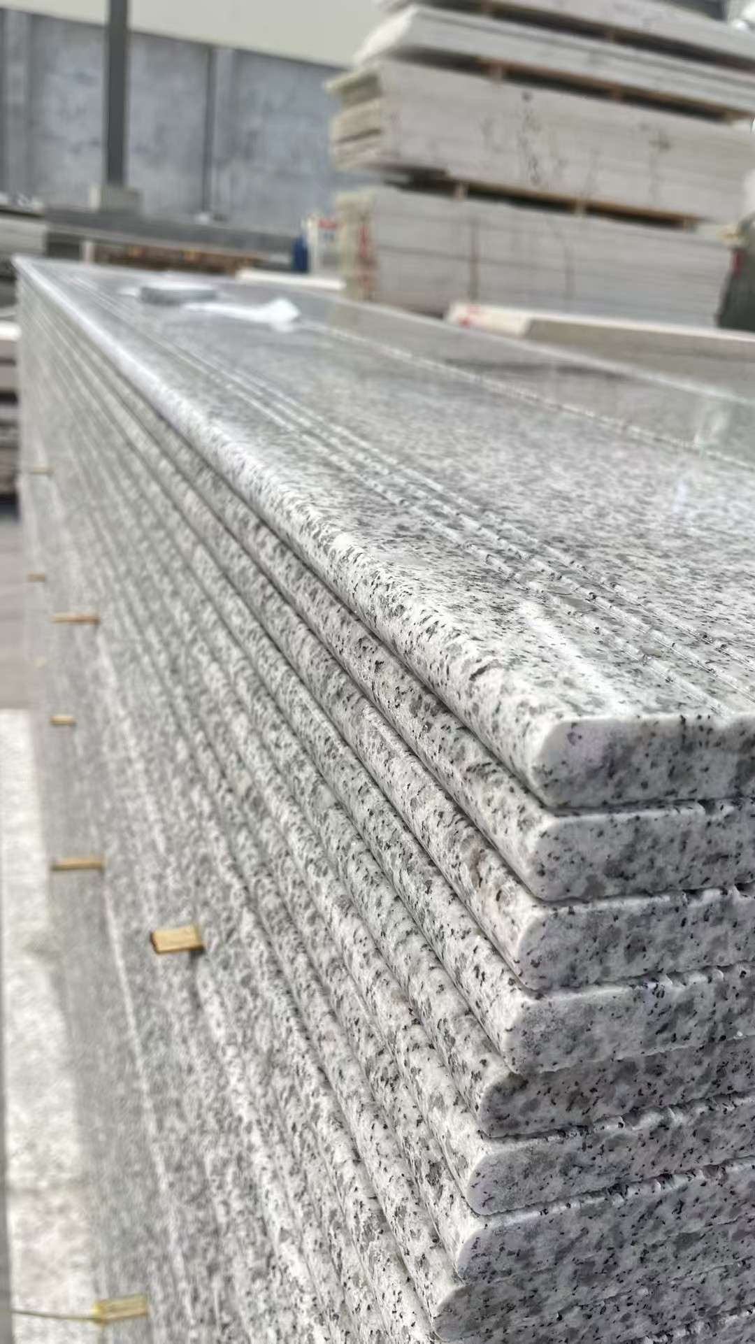 青海芝麻白楼梯踏步 花岗岩楼梯板材